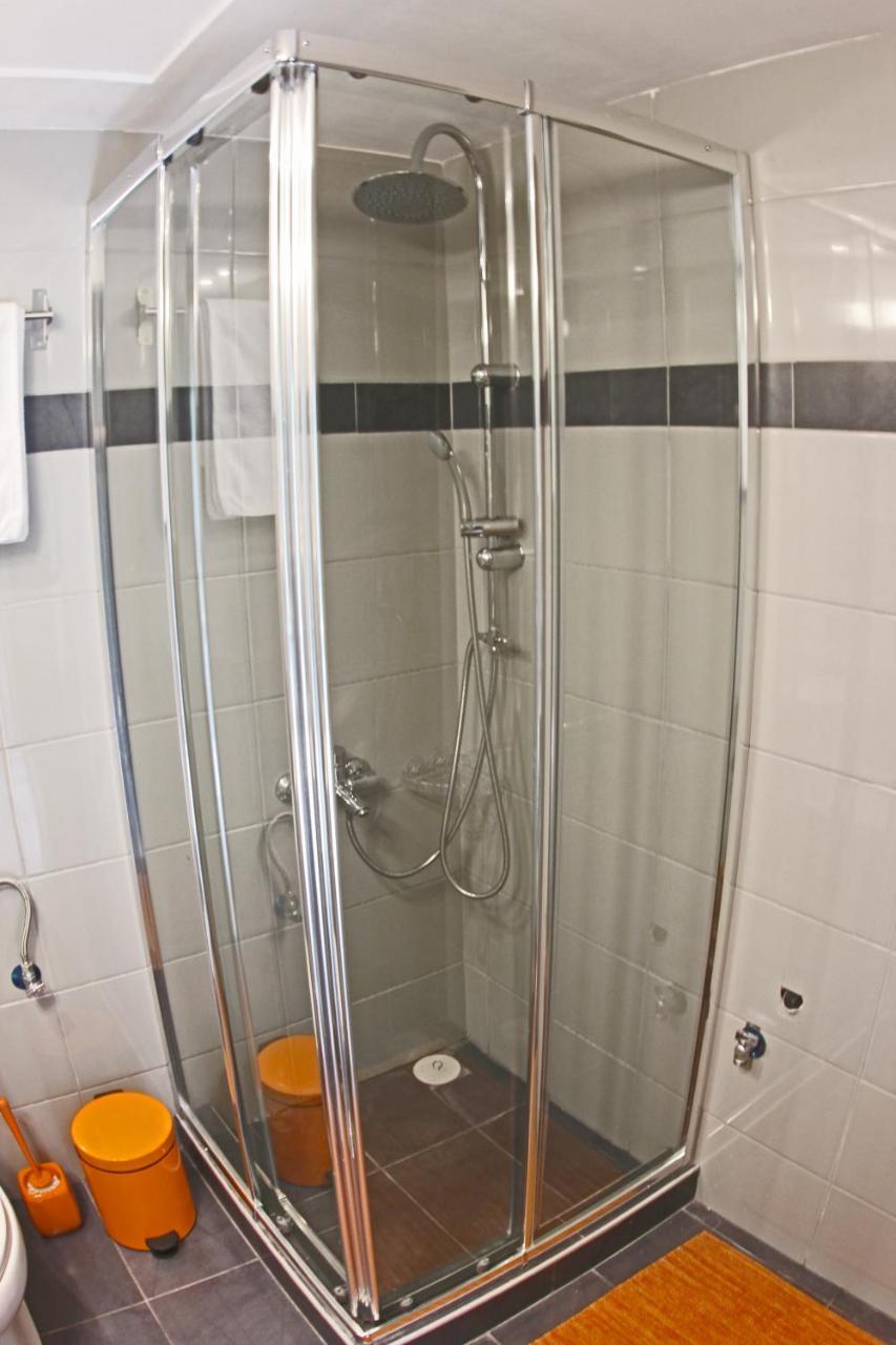 Stylish City Center Garden Apartment Athens Ngoại thất bức ảnh